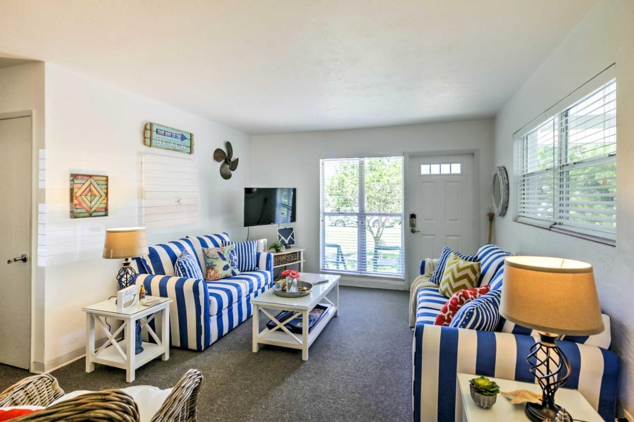 New Smyrna Beach Abode With Fire Pit, Walk To Beach! 외부 사진